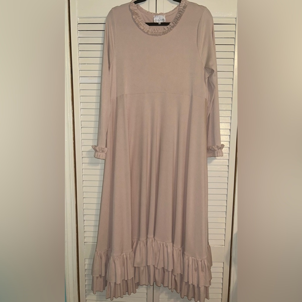 Dainty Jewells dress size xl
